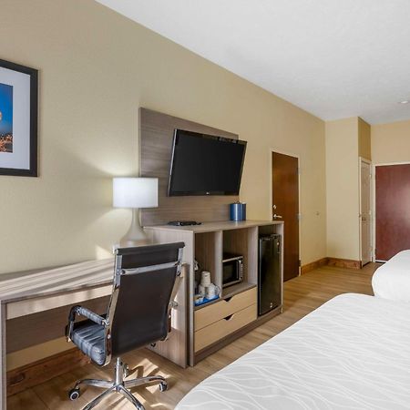 Best Western Plus Springfield Airport Inn Exterior photo